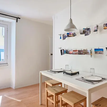 Apartment Meet | Your In | Centre Lisbon